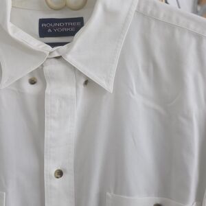 Roundtree & Yorke White Men's Shirt